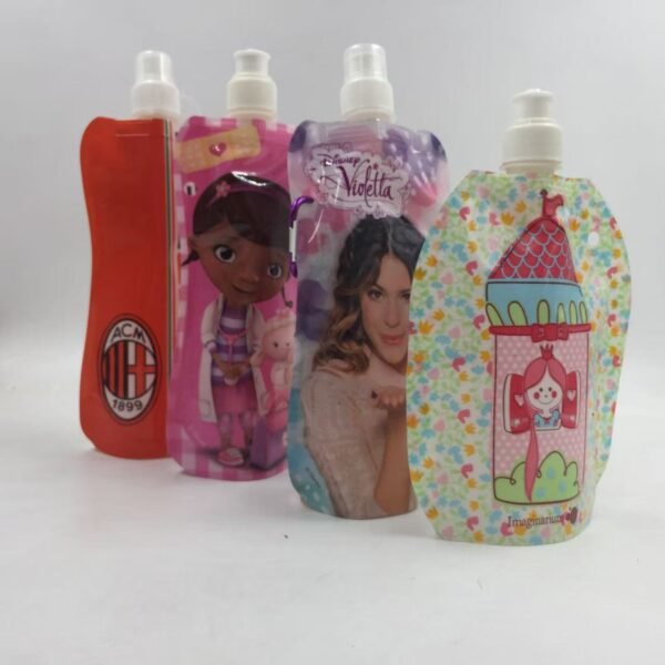Customized Printed Stand Up Spout Pouch 500ml Juice Packaging Bag Folded water bag